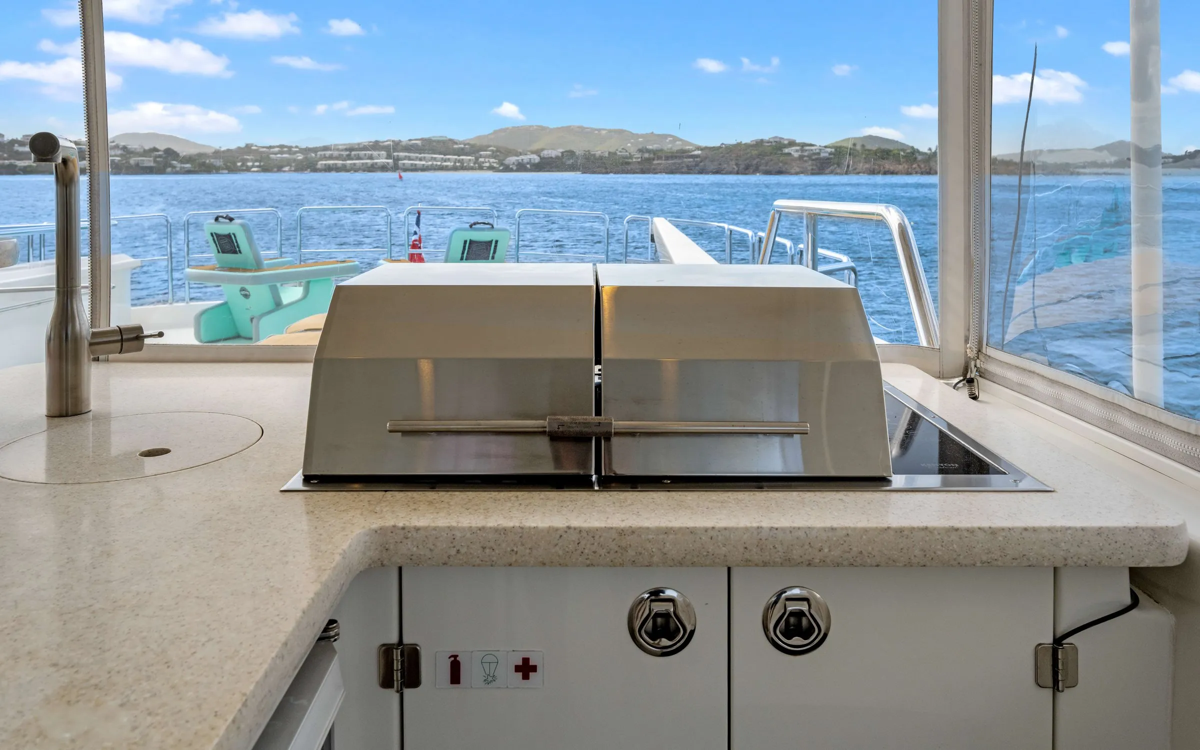 Flybridge grill